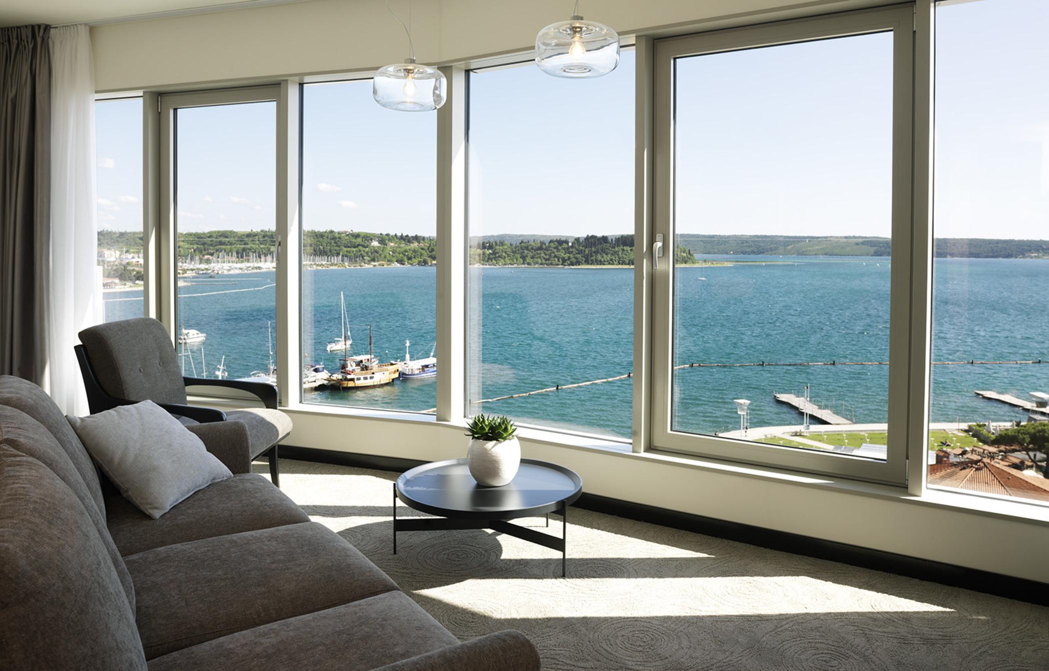 Hotel Slovenija - Terme & Wellness Lifeclass ポルトローシュ エクステリア 写真 A view of the Lake from the hotel